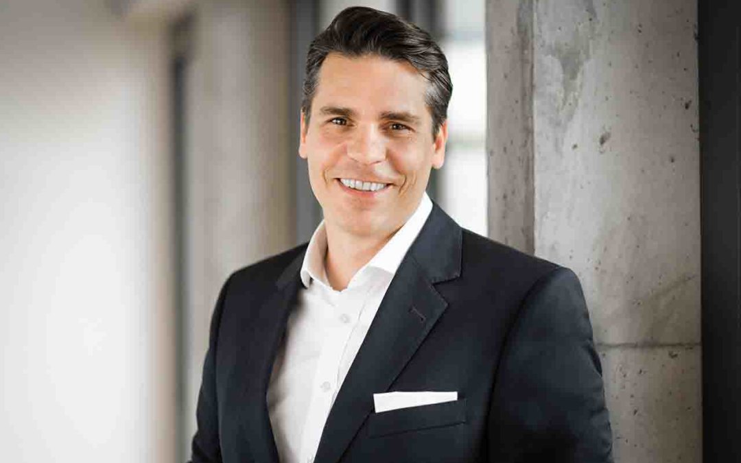Oliver M. Badura